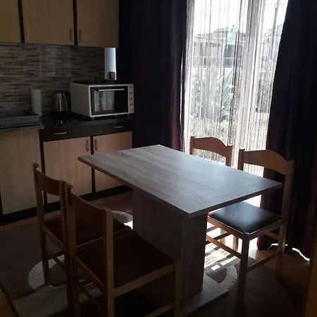 Studio Apartman *